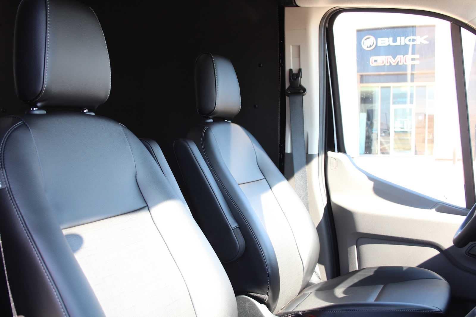 2024 Ford Transit Base