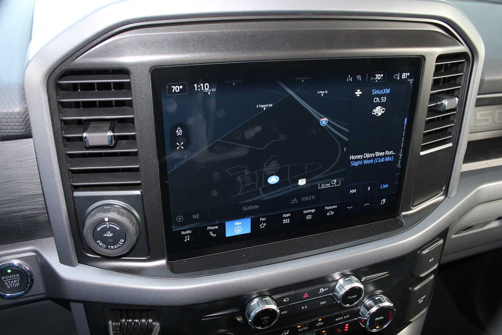 2025 Ford F-150 Lightning XLT