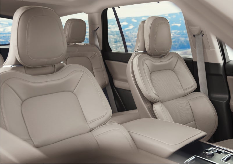 The interior of a 2023 Lincoln Aviator® SUV in the Sandstone interior color | Vance Lincoln in Miami OK