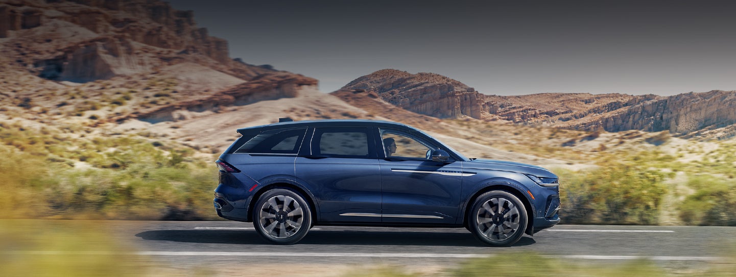 A 2024 Lincoln Nautilus® SUV is being driven in a desert setting. | Vance Lincoln in Miami OK