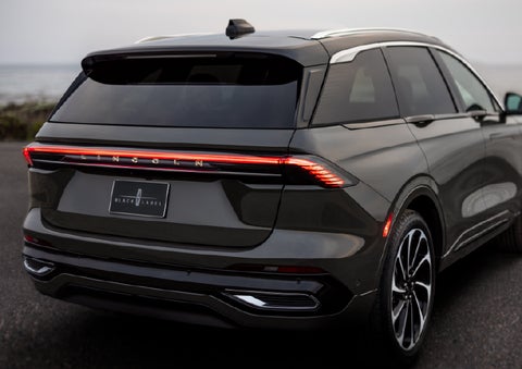 The rear of a 2025 Lincoln Black Label Nautilus® SUV displays full LED rear lighting. | Vance Lincoln in Miami OK